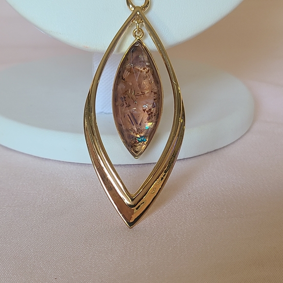 Napier Gold Tone Cobra Chain Orbital Purple Glitter Dangle Pendant Necklace - Picture 2 of 9